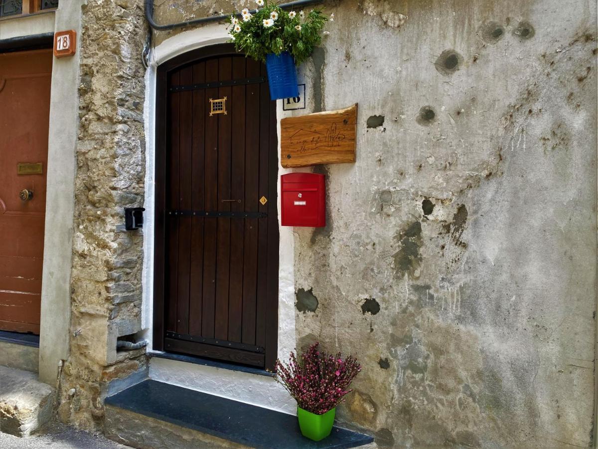 La Casa Degli Alberi Dolceacqua Exterior foto
